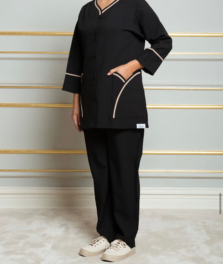 Cross black