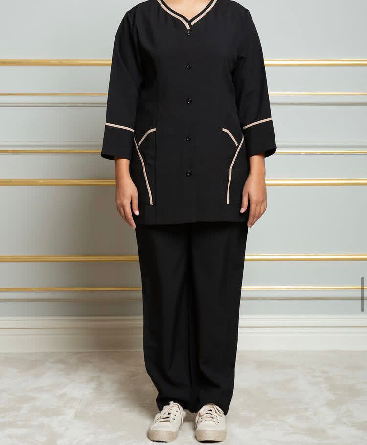 Cross black